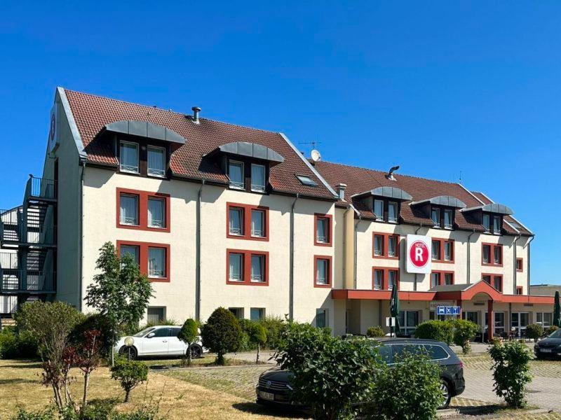 Regiohotel Leipzig West Шкойдиц Экстерьер фото