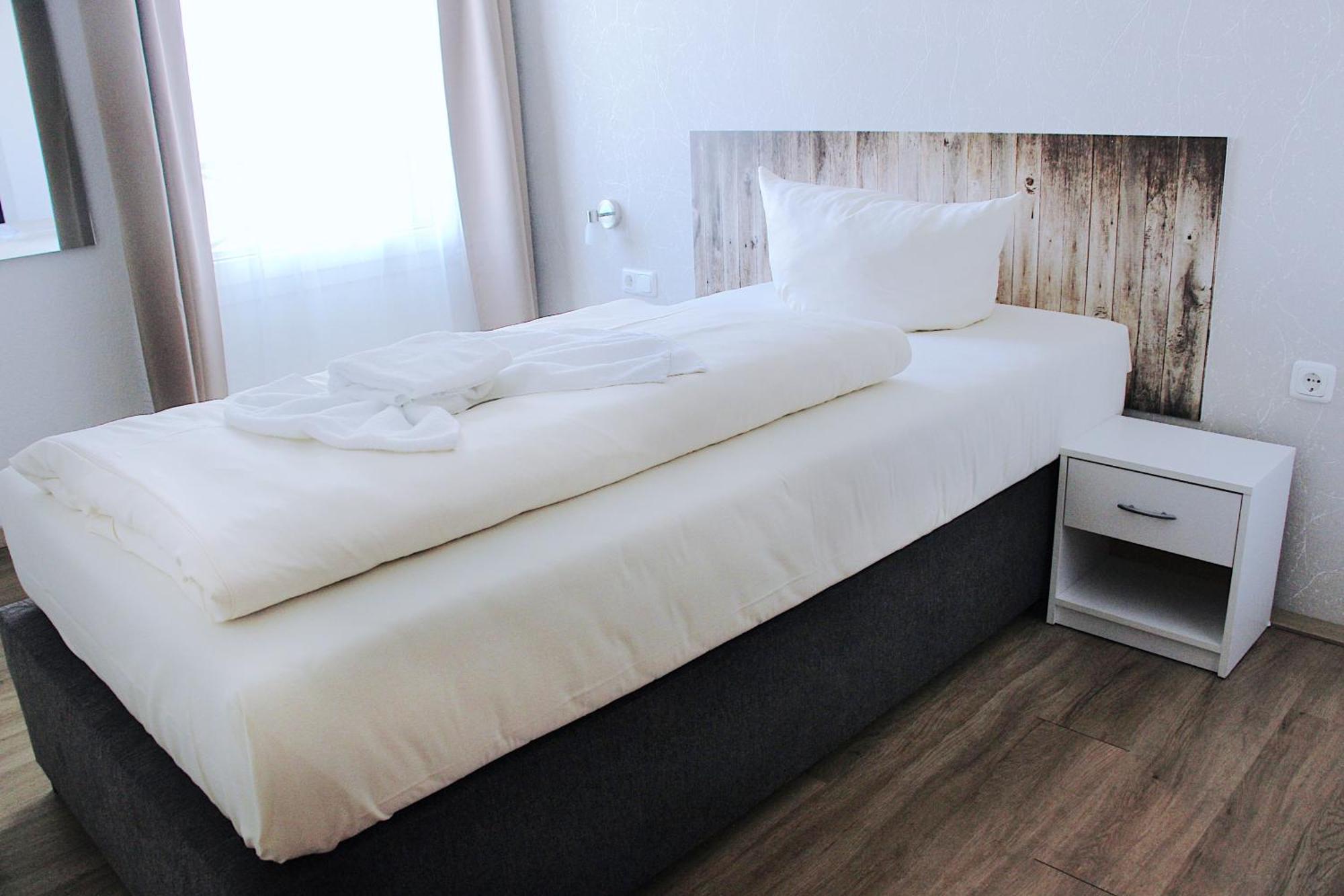 Regiohotel Leipzig West Шкойдиц Экстерьер фото