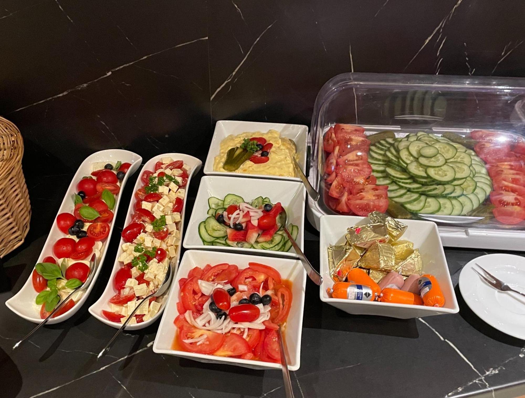 Regiohotel Leipzig West Шкойдиц Экстерьер фото