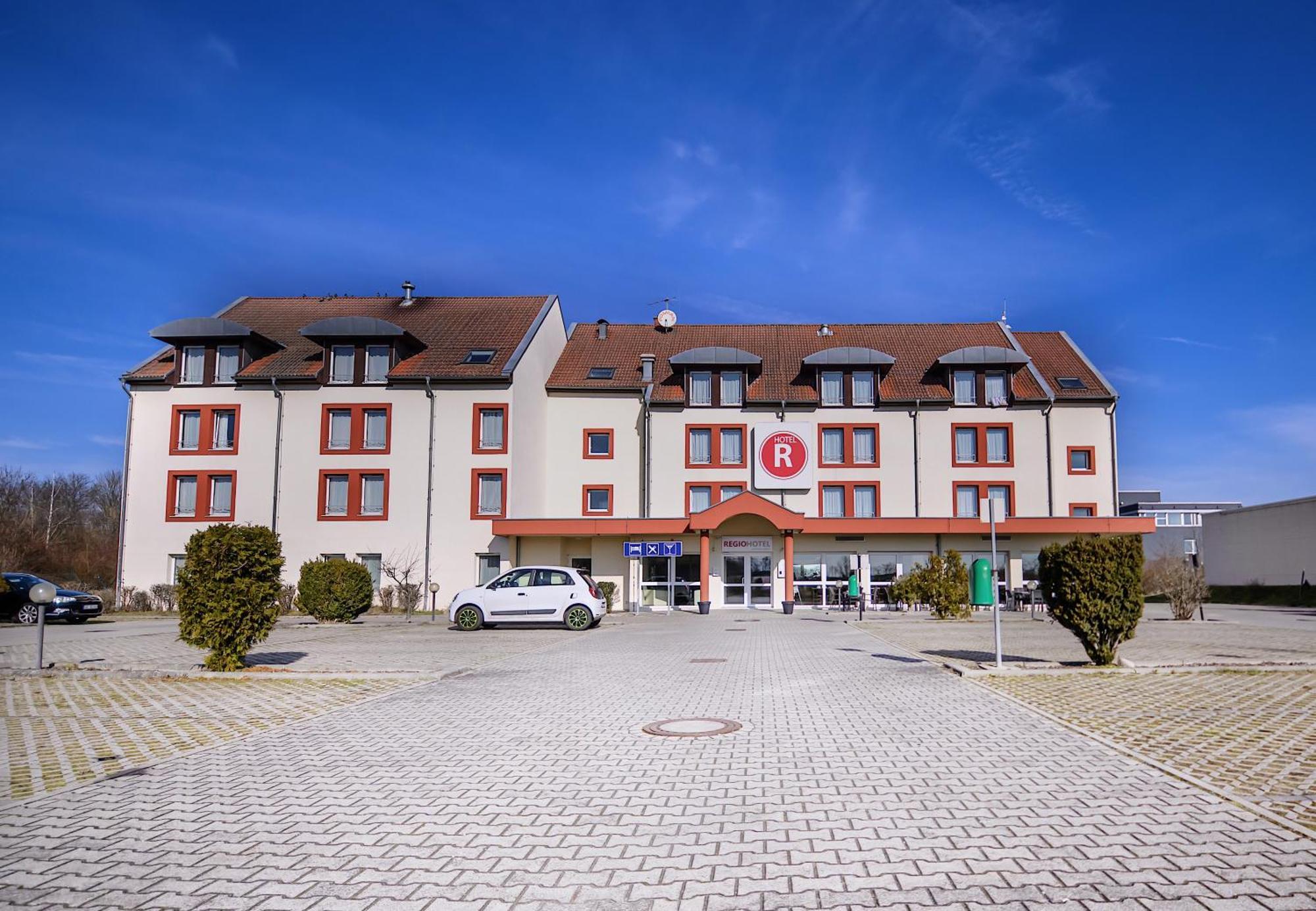 Regiohotel Leipzig West Шкойдиц Экстерьер фото